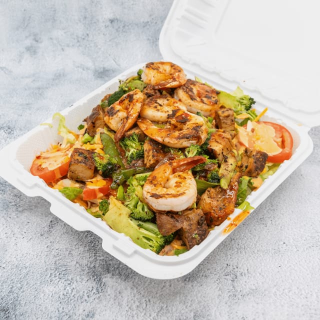 Chicken & Shrimp Stir-Fry Combo Salad.